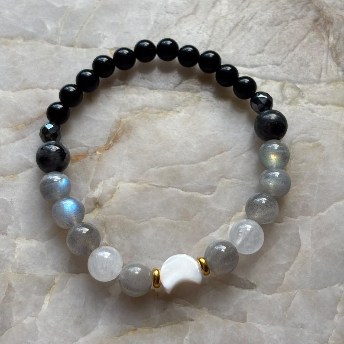 NEW MOON Mondstein Armband