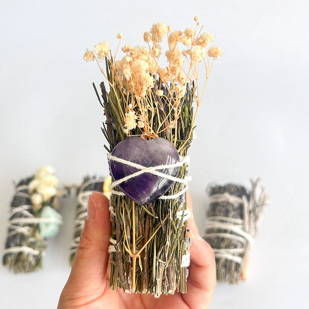Lavendel Räucher-Set mit Weißem Salbei, Palo Santo & Kristallen
