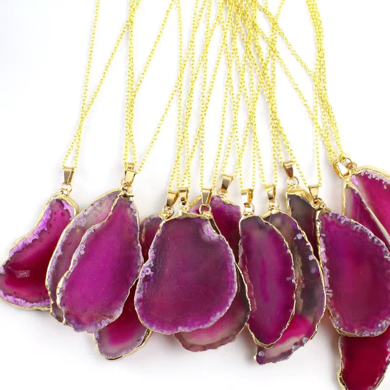Pinke AURA Achat-Halsketten mit goldfarbenen Edelstahlketten