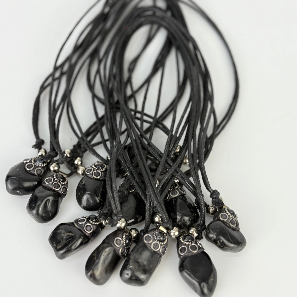 Handgefertigte Obsidian-Halskette aus Peru – Schutz & Klarheit