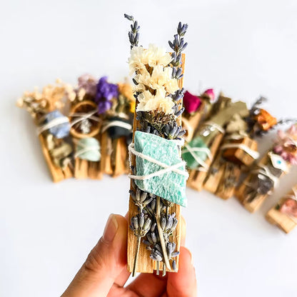 Palo Santo Ritualbündel mit Amazonit und Trockenblumen