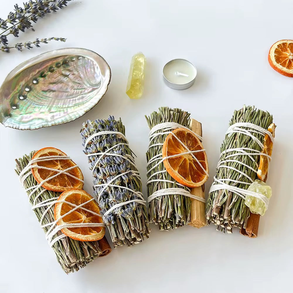 7-teiliges Räucher-Set mit Rosmarin, Palo Santo, Citrin & Abalone-Schale