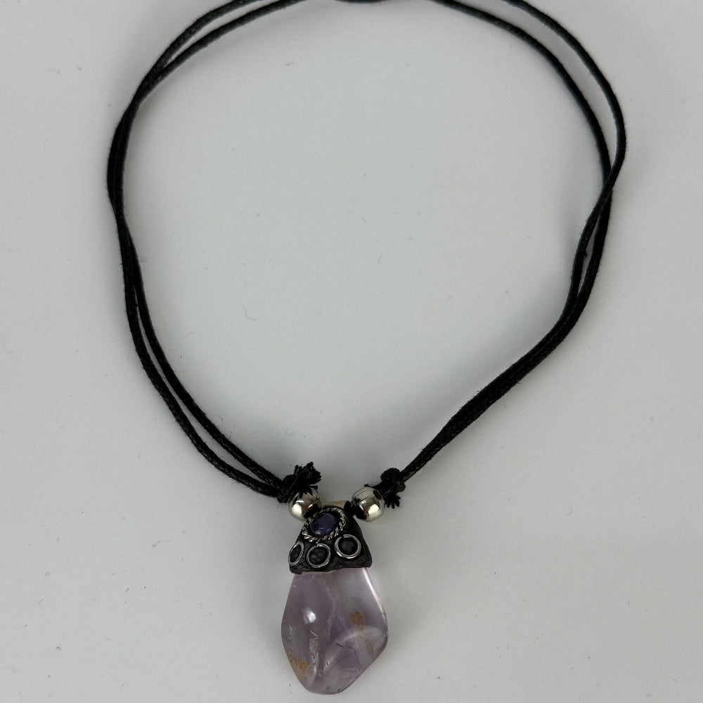 Handgefertigte Amethyst-Halskette aus Peru – Ruhe & Spiritualität Juwelanda