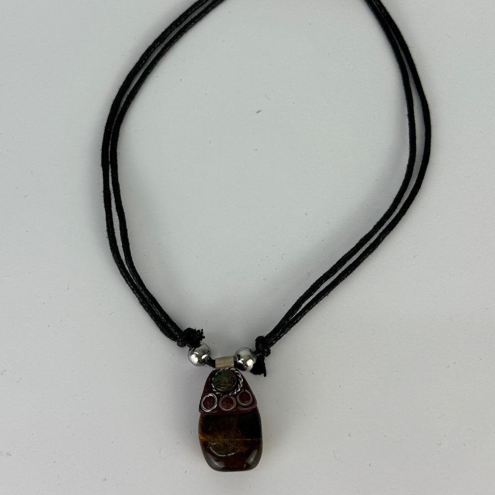 Handgefertigte Obsidian-Halskette aus Peru – Schutz & Klarheit