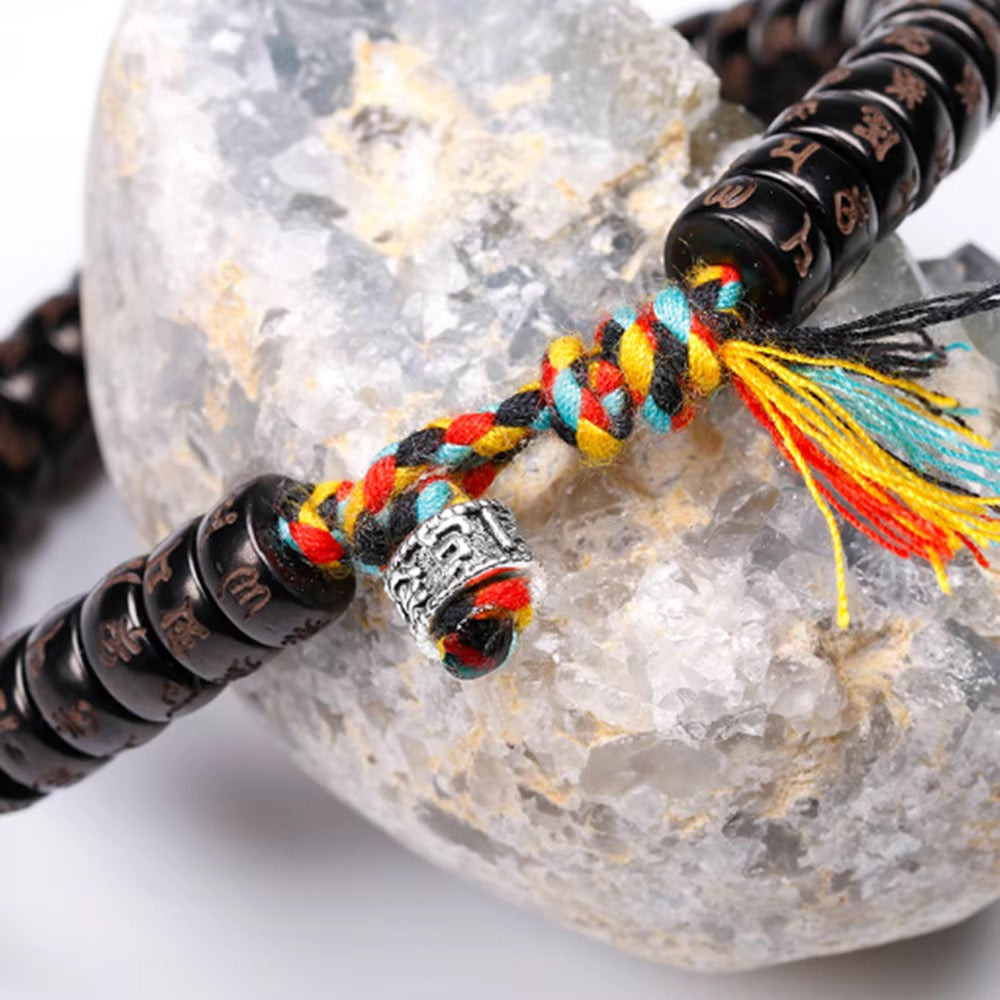 TIBETISCHES GLÜCKSKNOTENARMBAND - Om Mani Padme Hung