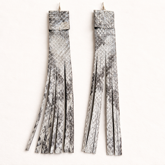 URBAN GODDESS Statement Ohrringe aus Leder - México City Limited Edition - Siberne Schlange