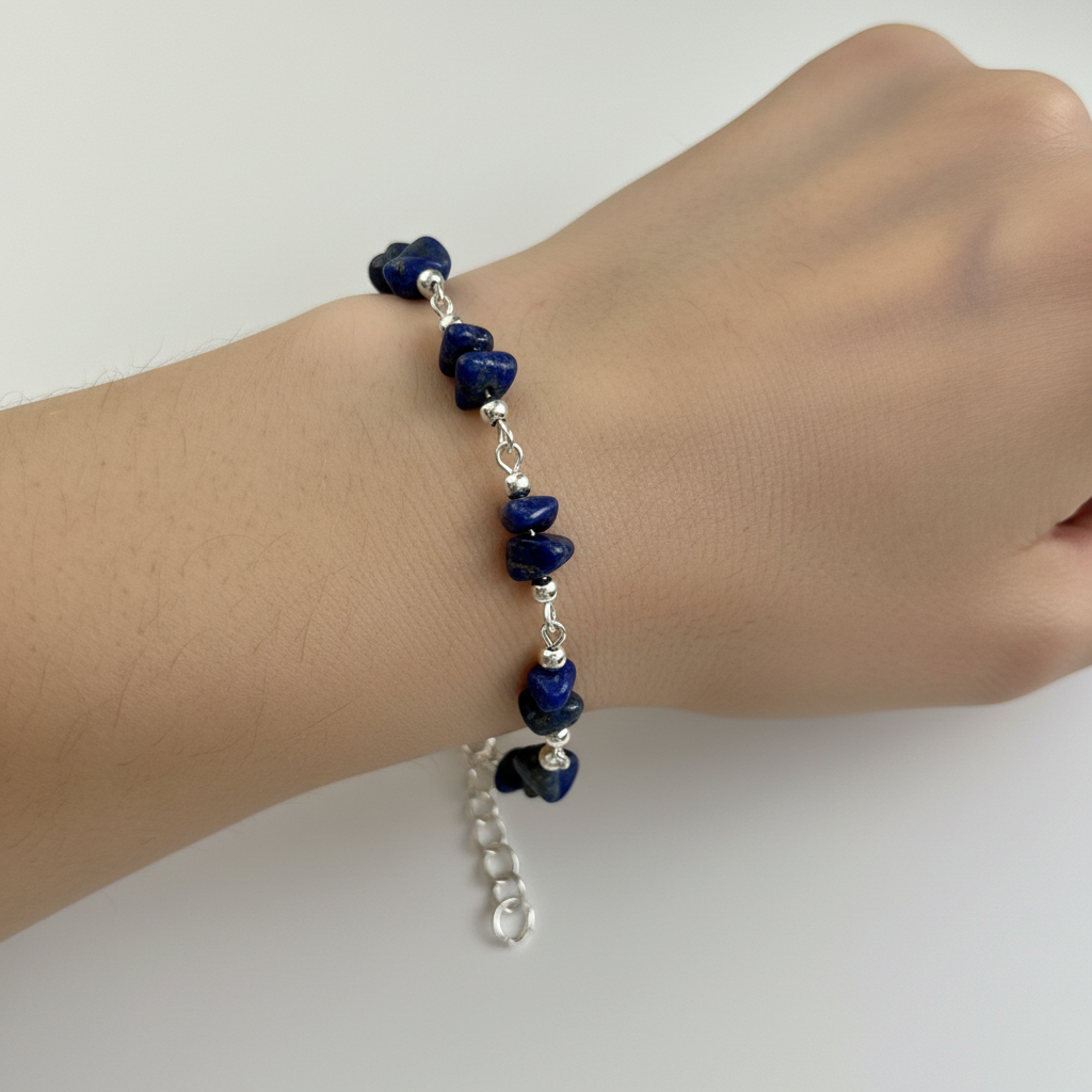 Lapislazuli Armband am Handgelenk getragen – Juwelanda