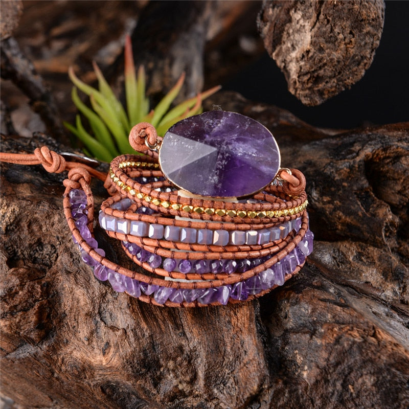 Violettes Boho-Wickelarmband mit Amethyst