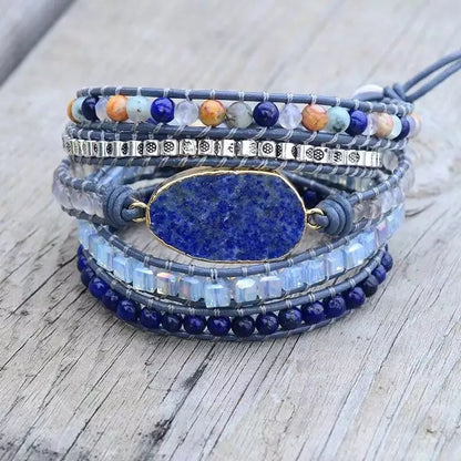 KLARHEIT Lapislazuli-Wickelarmband mit großem Mittelstein