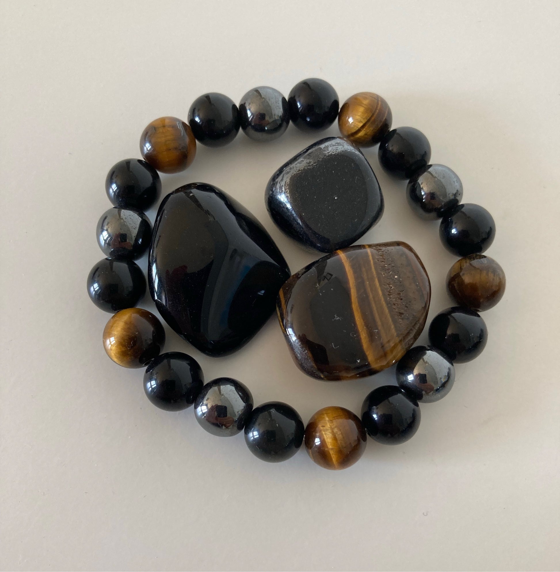 DREIFACHER SCHÜTZER Tigerauge - Hämatit - Schwarzer Obsidian - Juwelanda