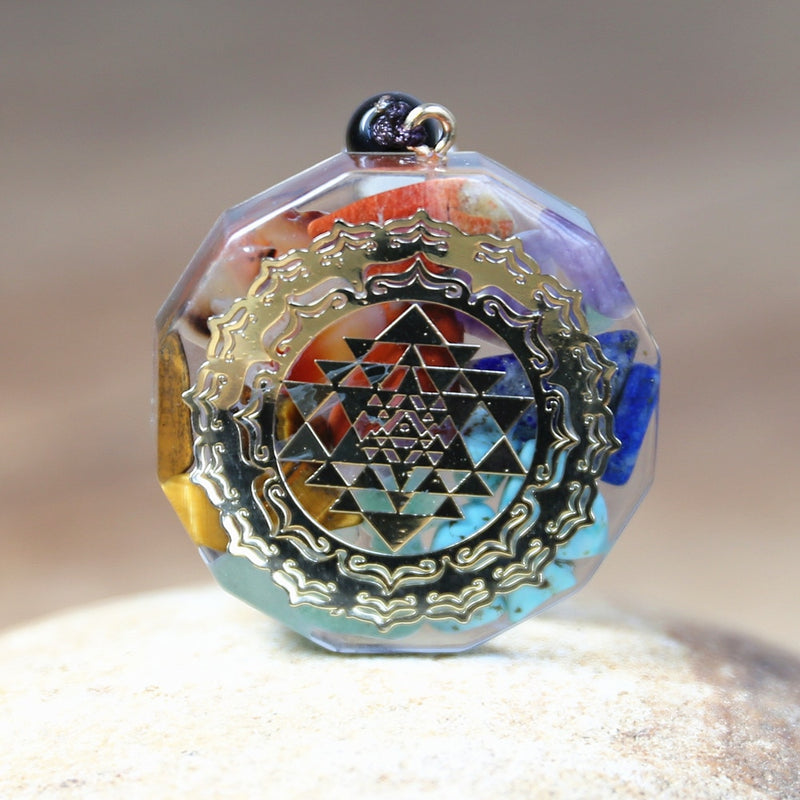 SRI YANTRA Orgonit Anhänger - Heilige Geometrie - Halskette - Juwelanda